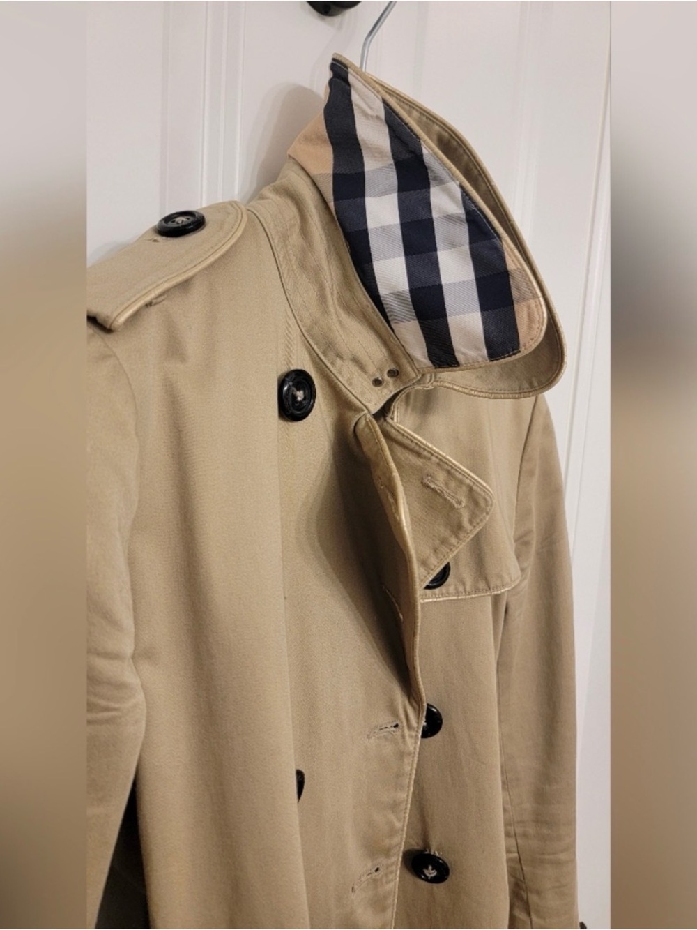 Burberry Tan Double-Breasted Trench Coat - Picture 4 of 9